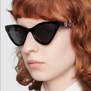 NWOT Gucci Cat Eye Sunglasses